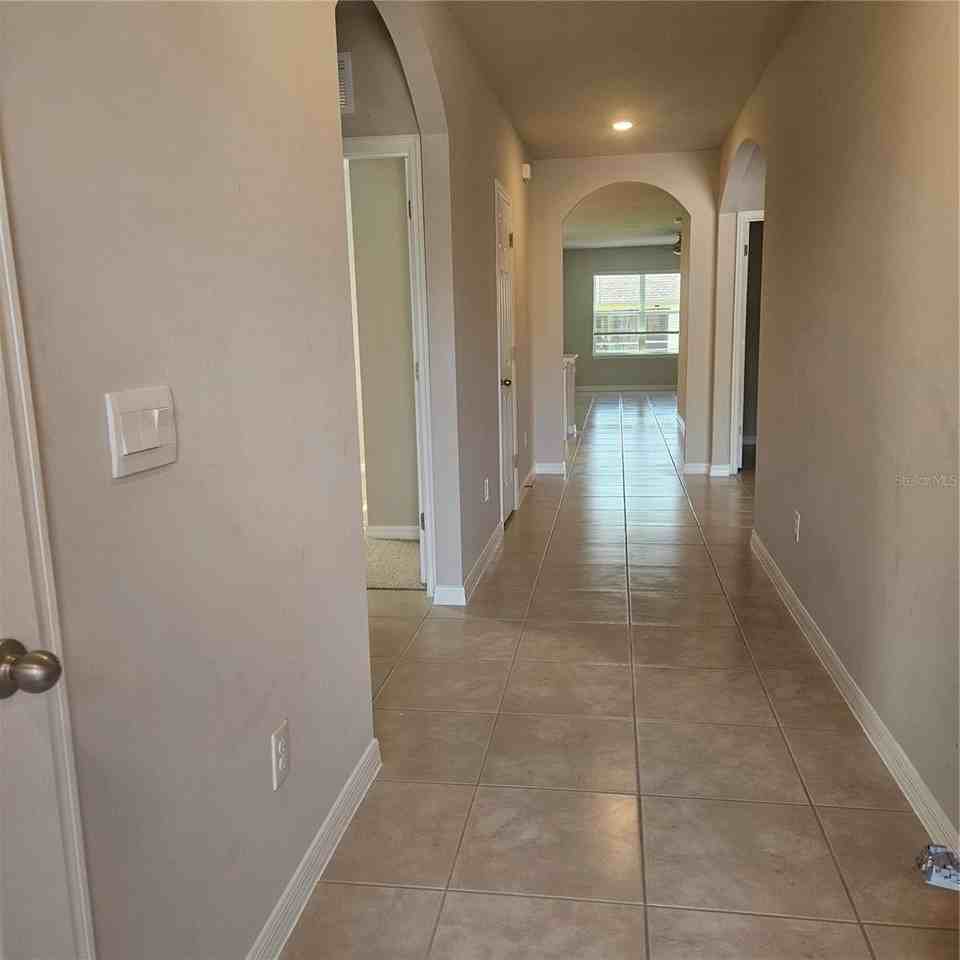 1167 Allegheny Ln - Photo 7 of 38