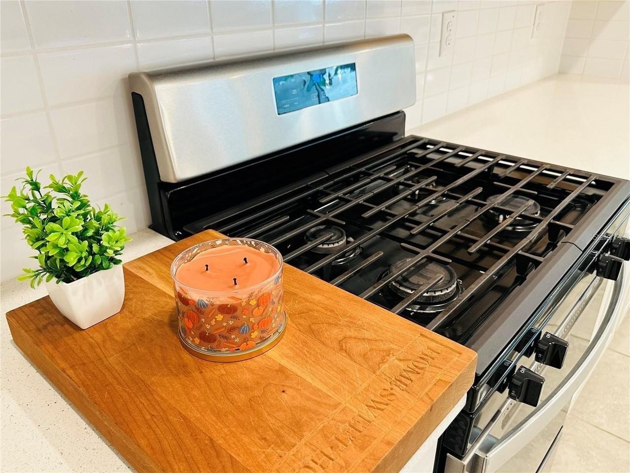 3102 61st Dr E - Photo 5 of 41