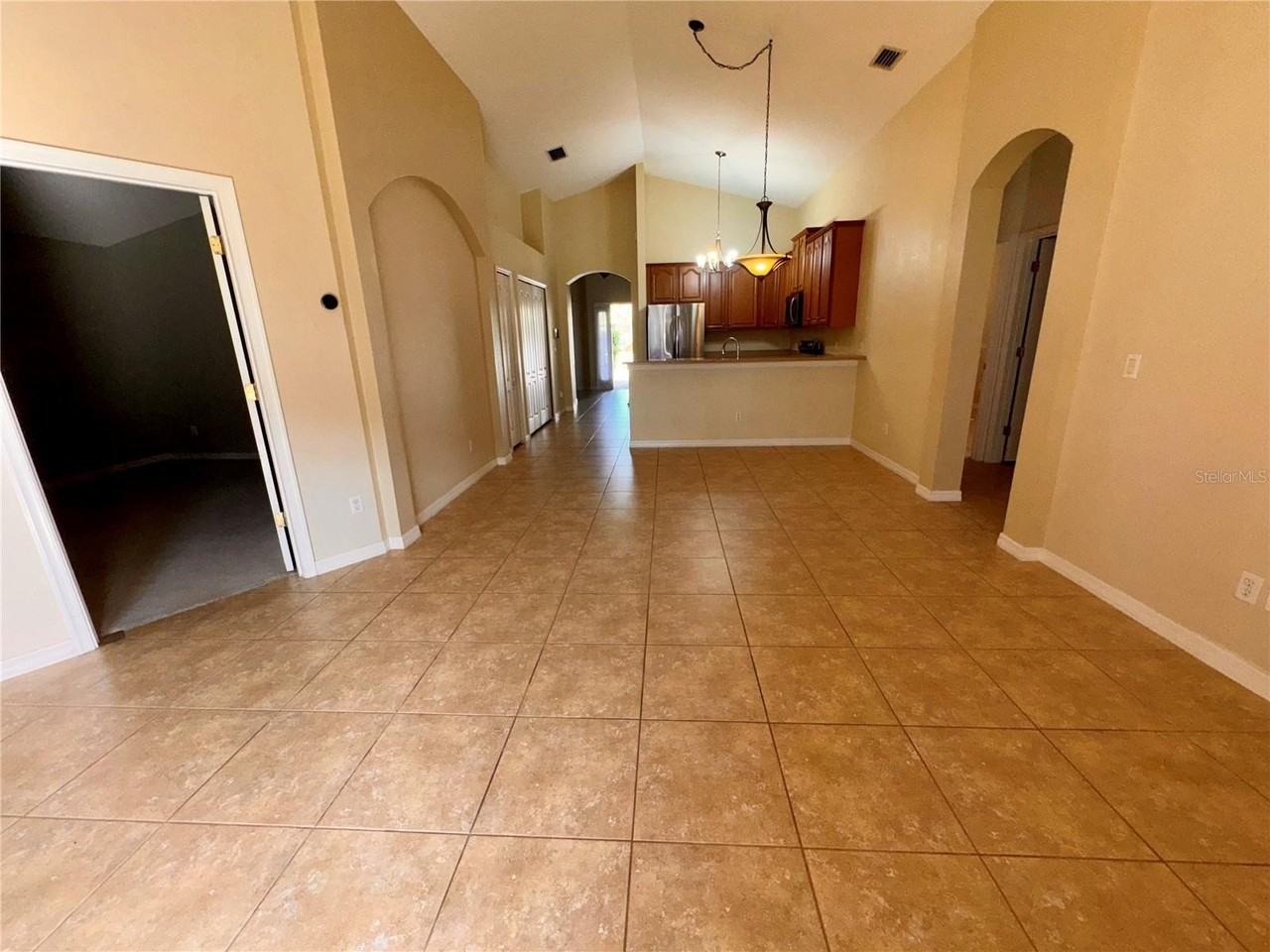 16567 Cedar Run Dr - Photo 6 of 33