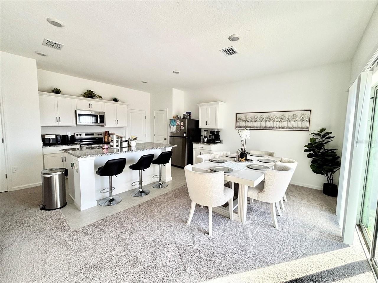 2532 Peony Pl - Photo 3 of 14