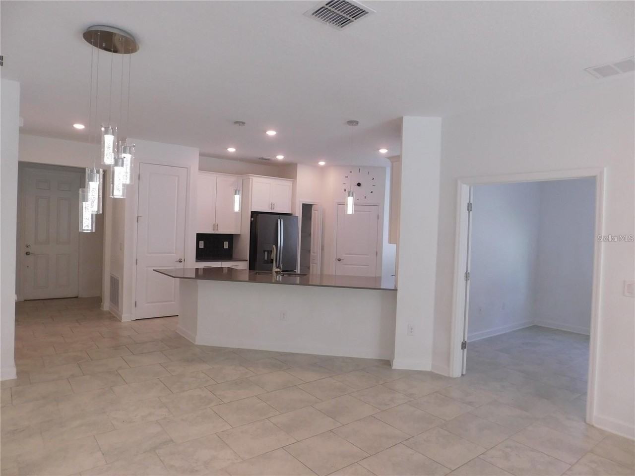 1830 Good Neighbor Loop - Photo 4 of 50