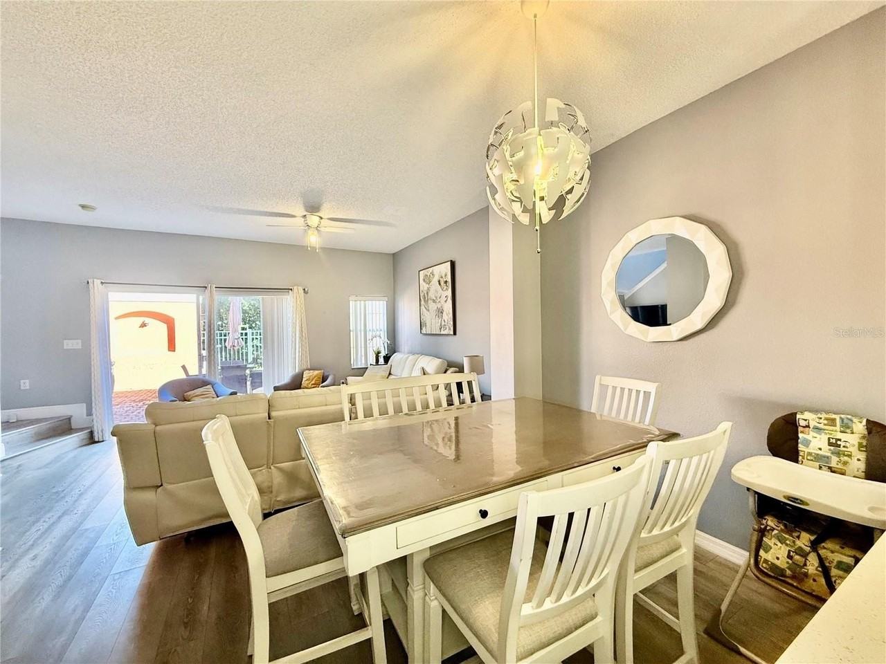 155 Pompano Beach Dr - Photo 7 of 35