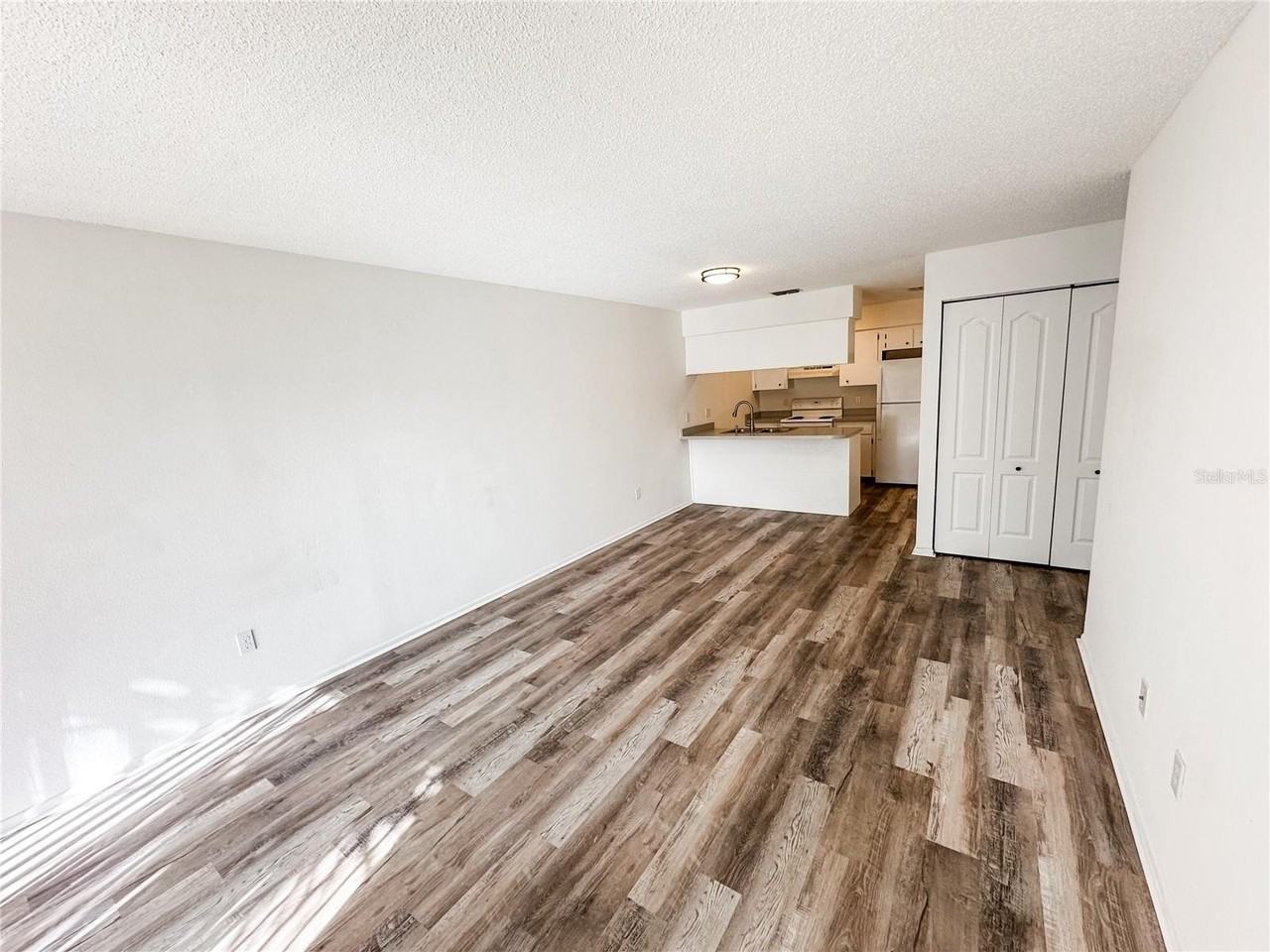 5390 Se 29th Pl #A - Photo 4 of 24