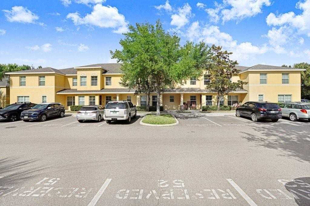 37669 Aaralyn Rd - Photo 3 of 38