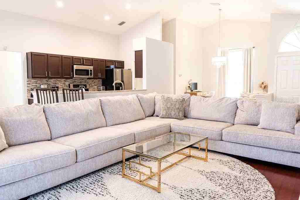 1282 Paradise Lake Dr - Photo 2 of 24