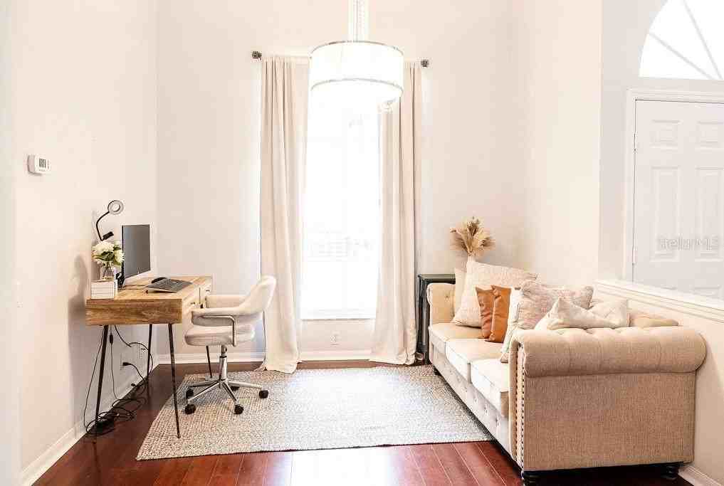 1282 Paradise Lake Dr - Photo 4 of 24