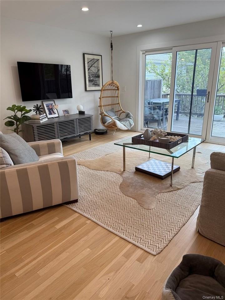 3041 Mitchell Rd - Photo 2 of 16