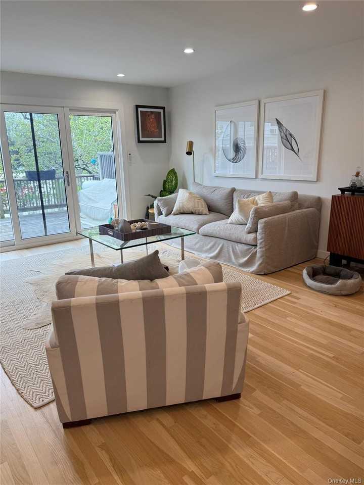 3041 Mitchell Rd - Photo 3 of 16