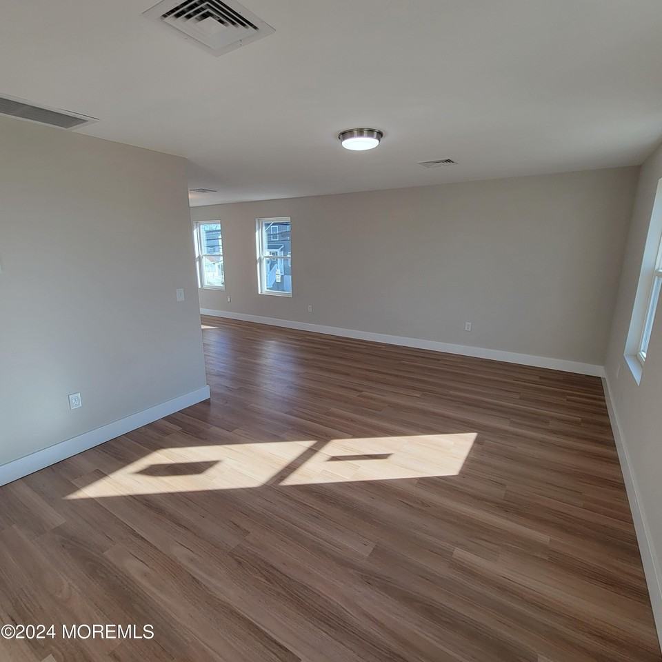 603 Florence Ave - Photo 6 of 9