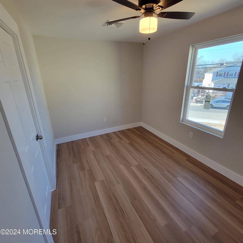 603 Florence Ave - Photo 7 of 9