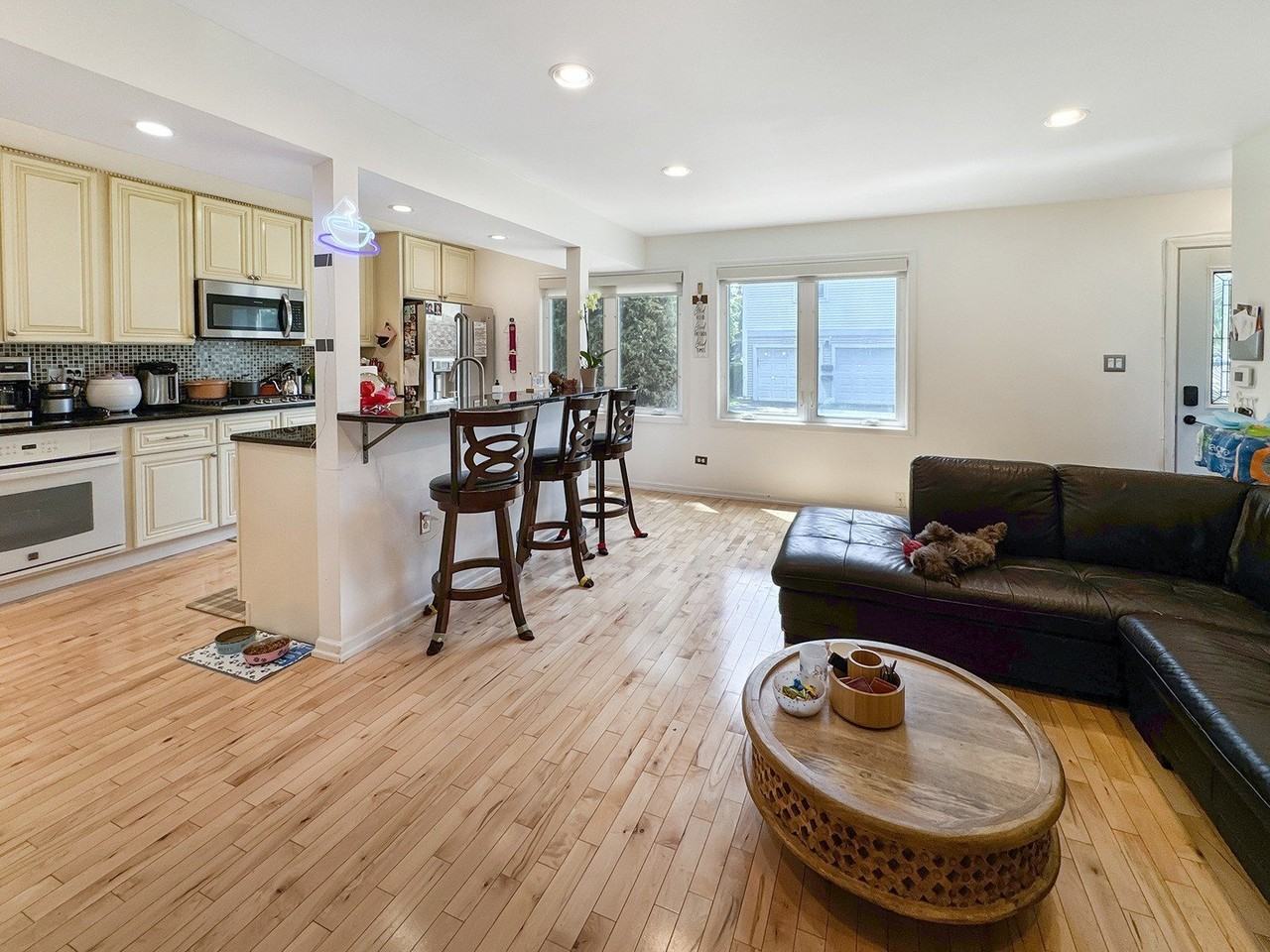 204 Inverrary Ln Unit 204 #204 - Photo 4 of 10