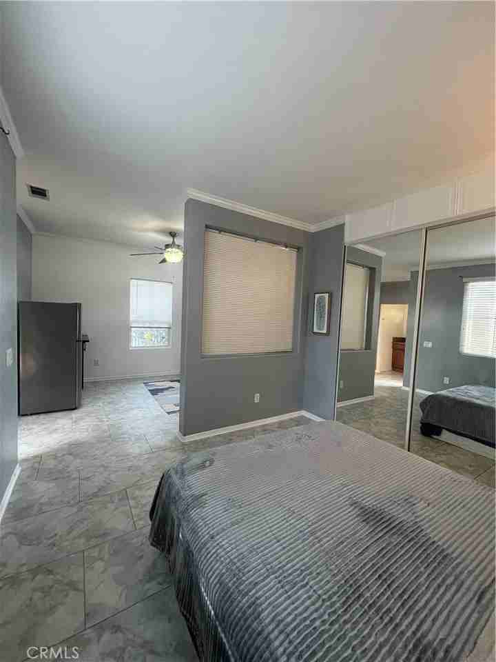 9840 Shadow Mountain Dr - Photo 7 of 10