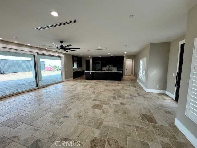 9526 Appleton St - Photo 3 of 21