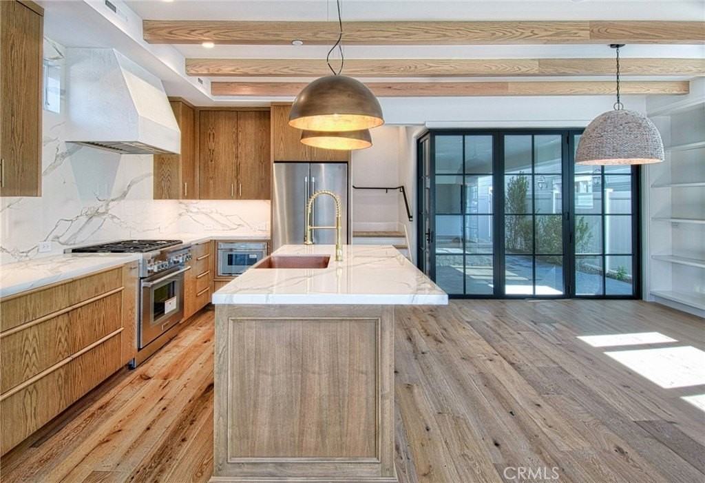 710 Avocado Ave #A - Photo 6 of 23