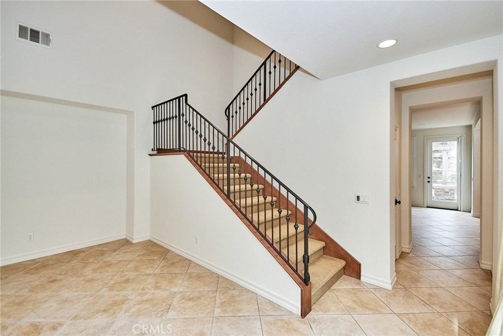 15509 Orchid Ave - Photo 3 of 24