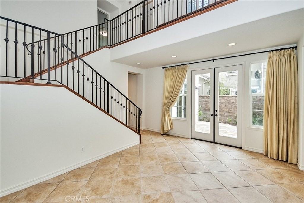 15509 Orchid Ave - Photo 4 of 24