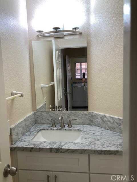 20 Flintstone - Photo 7 of 19