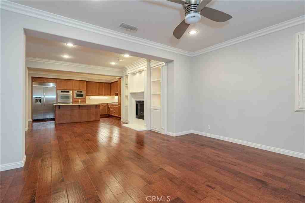 30 Long Fellow - Photo 5 of 40