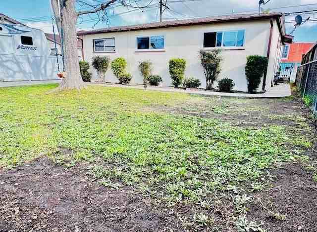 25225 Eshelman Ave - Photo 5 of 20