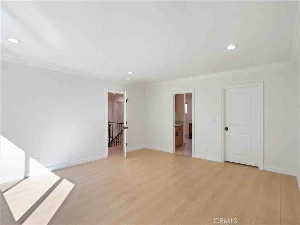 3130 Dona Sarita Pl - Photo 6 of 37