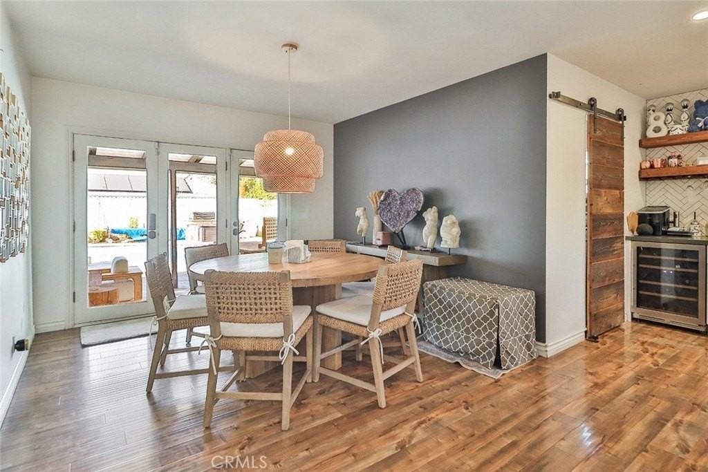 23861 Califa St - Photo 5 of 14