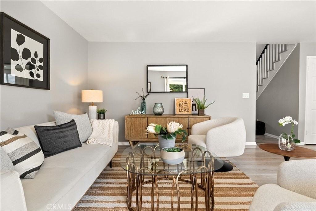 8213 Quartz Ave - Photo 5 of 34