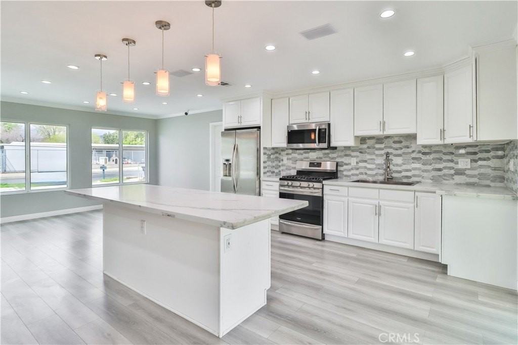 9752 Laramie Ave - Photo 2 of 34