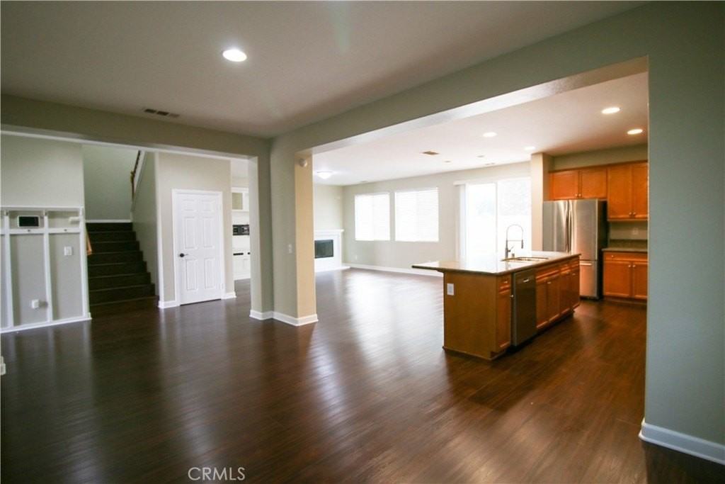 26851 N Bay Ln - Photo 7 of 28