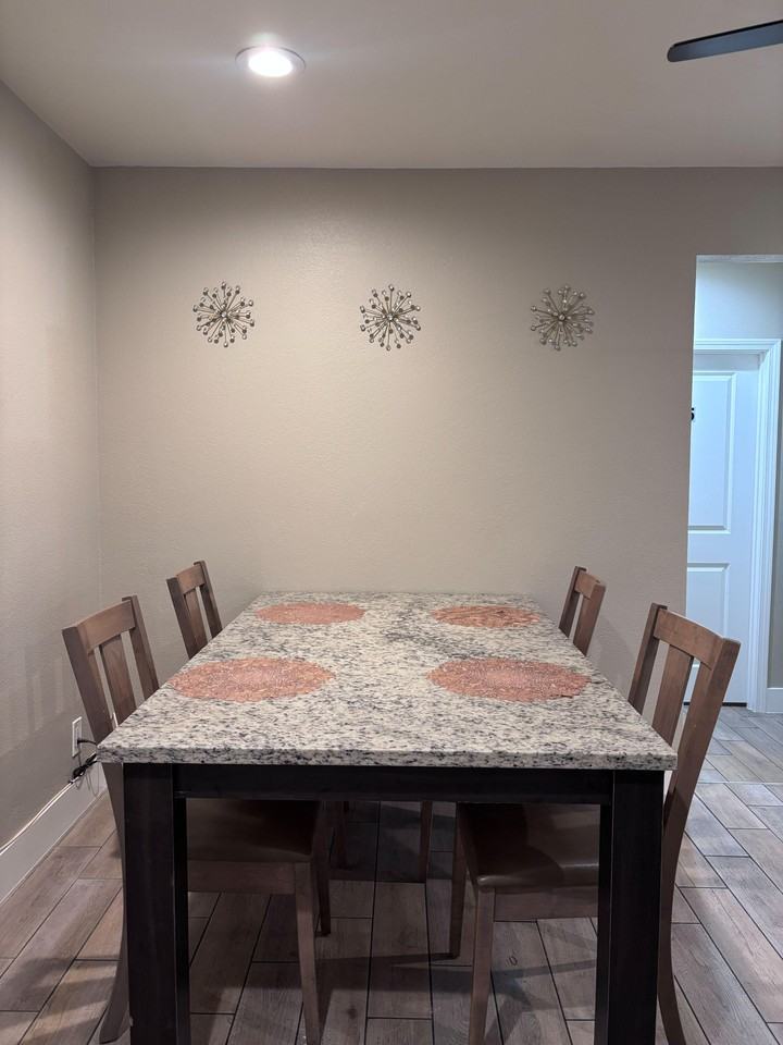 Connie Ave - Photo 3 of 18