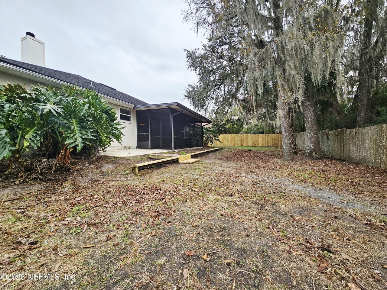 5278 Camelot Forest Dr - Photo 6 of 33