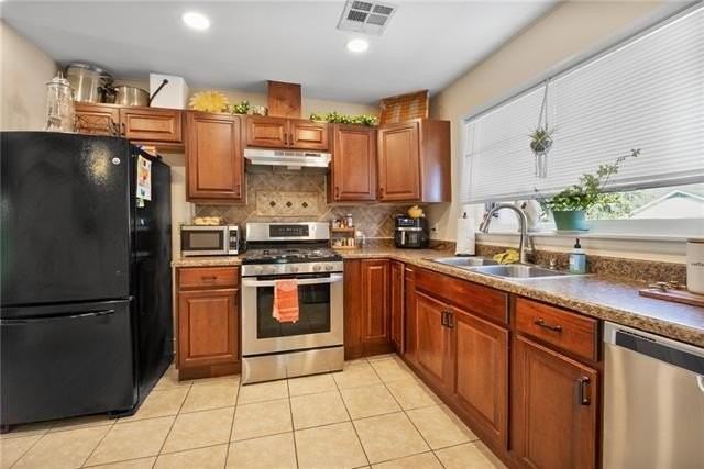 5908 Rickey St - Photo 5 of 26