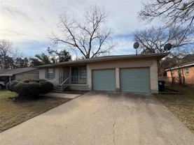 1110 Edinburg Ln - Photo 1 of 1