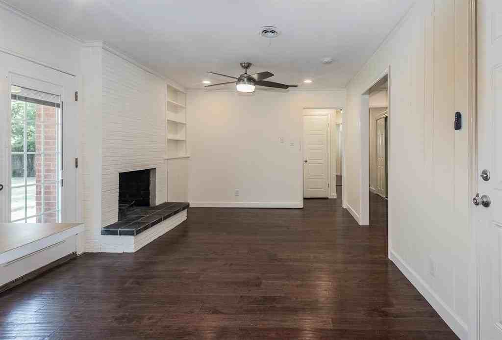 3029 Topaz Ln - Photo 3 of 20