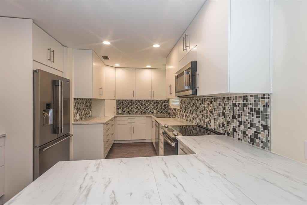 3029 Topaz Ln - Photo 7 of 20