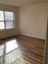 214 Locust St S - Photo 1 of 1