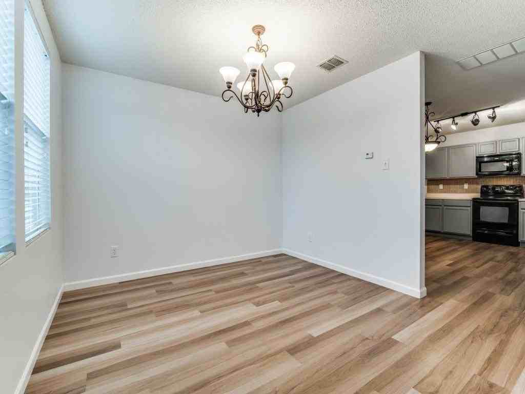 3100 Misty Ridge Ln - Photo 6 of 25