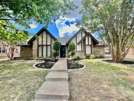 featured image of 7812 Woodharbor Dr