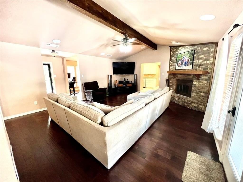 7812 Woodharbor Dr - Photo 6 of 35