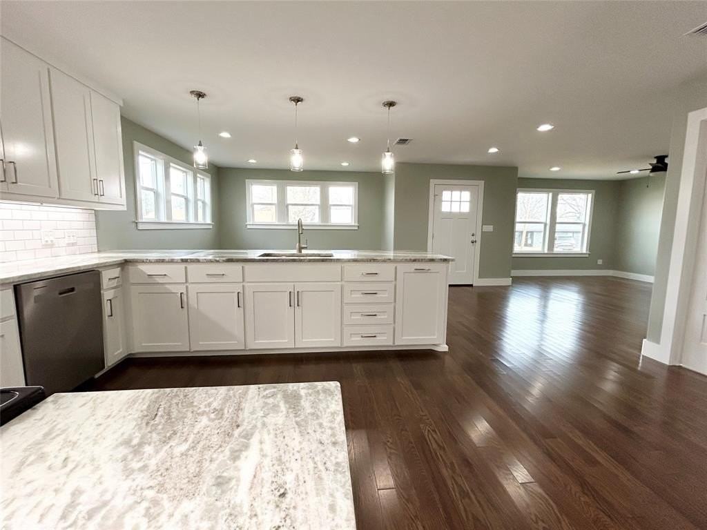 102 Colorado St - Photo 7 of 25