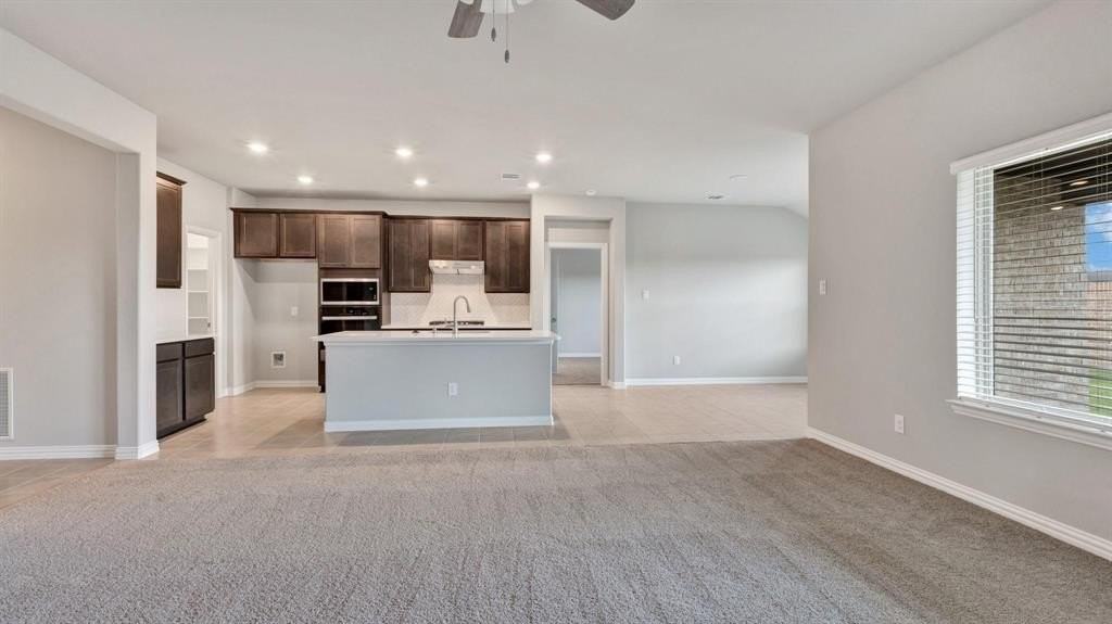 2106 Sandpiper Way - Photo 7 of 39