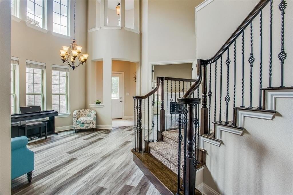 216 Florence Dr - Photo 3 of 28