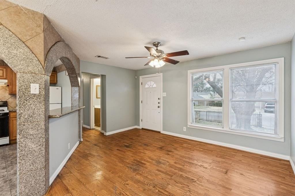 10710 Joaquin Dr - Photo 6 of 25