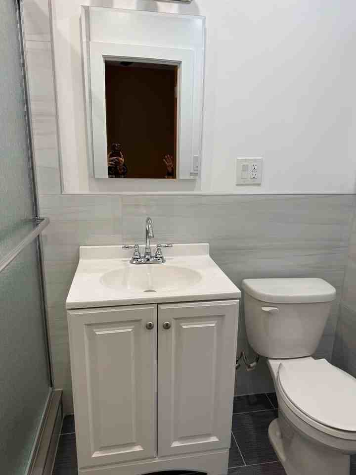 1125 60th St #2 - Photo 2 of 17