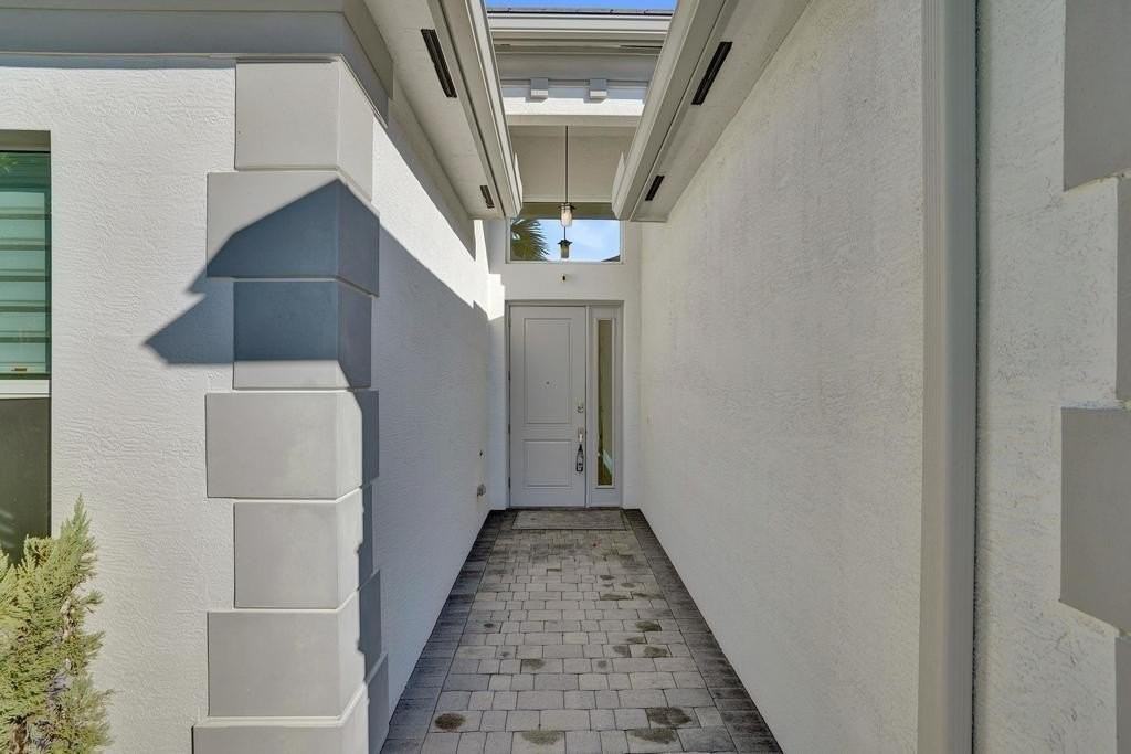 9623 Brook Isles Ave - Photo 6 of 50