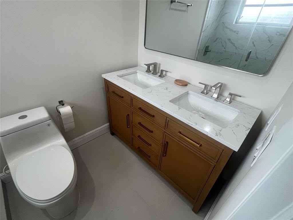 5511 Sw 24th Ave #1 - Photo 5 of 22