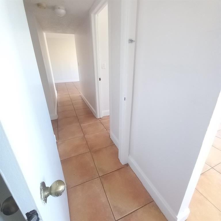 3610 Nw 21st St #413 - Photo 6 of 9