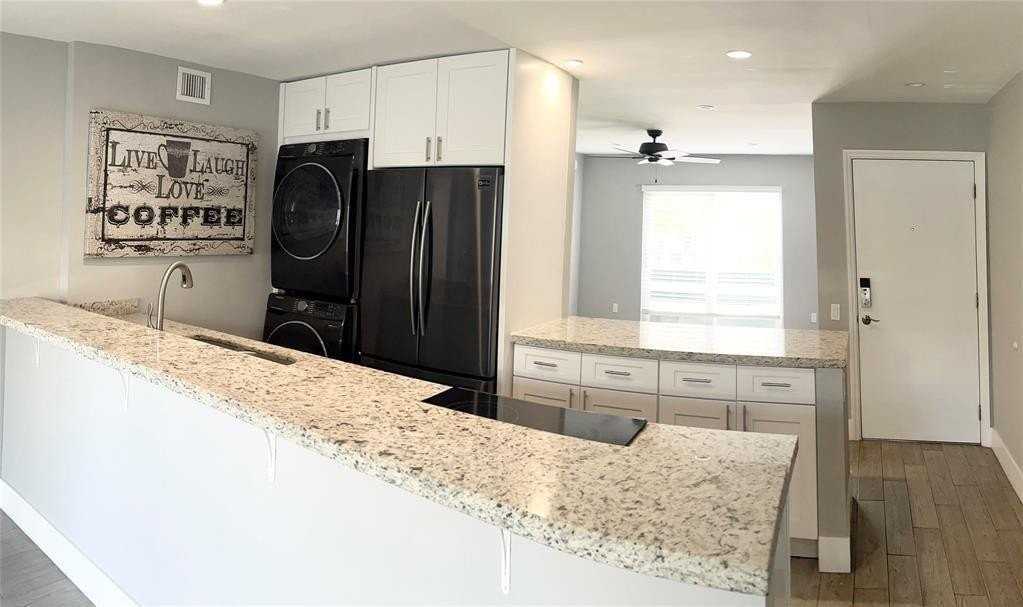 5328 Ne 6th Ave #13H - Photo 2 of 23