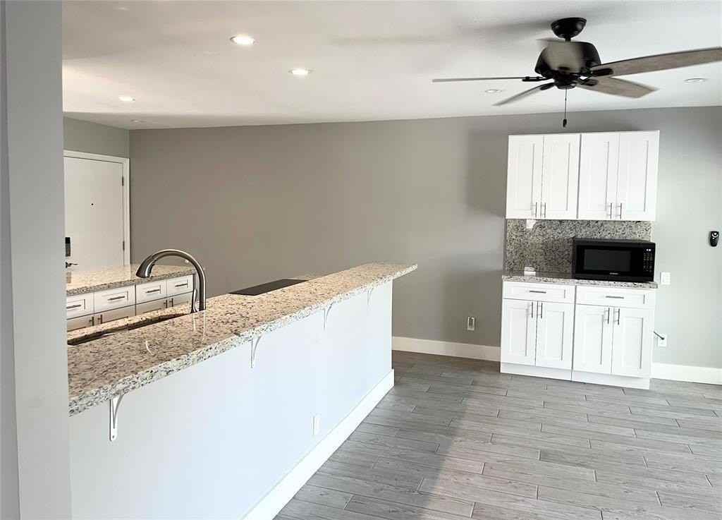 5328 Ne 6th Ave #13H - Photo 4 of 23