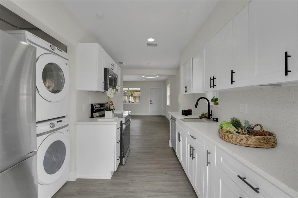 1532 Nw 1st Ave - Photo 3 of 20