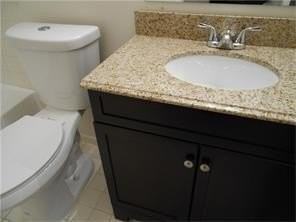 767 Nw 104th Ave #203 - Photo 7 of 10